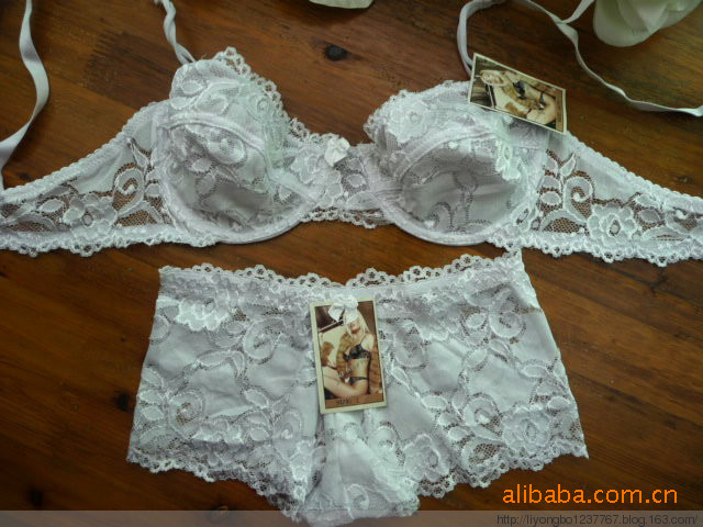 【出口欧美尾货<em>外贸</em>内衣杂款<em>女士文胸</em>套装<em>批发</em>
