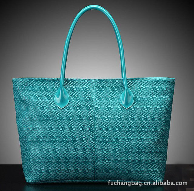 2011春季编织休闲外贸手袋 <em>简单大方女包</em>图片