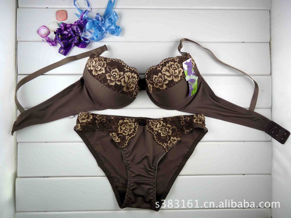 外贸库存女士内裤<em>批发</em> <em>女式文胸</em>套装 女士情趣