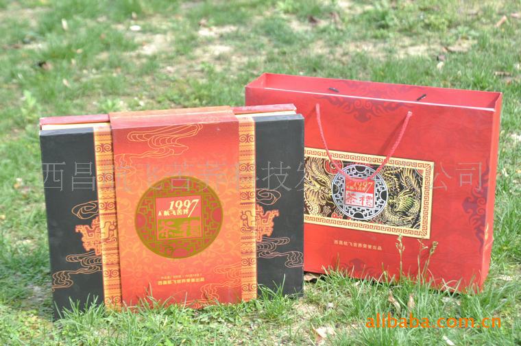 批发\/零售\/招代理商 900g礼盒装 西昌航飞苦荞