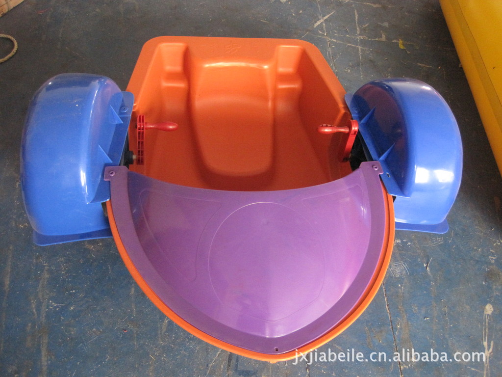 嘉倍乐充气游乐 专业生产销售儿童手摇船 水上