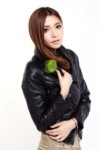 2011新款真皮羽绒服 口袋竖褶短款绵羊皮羽绒服