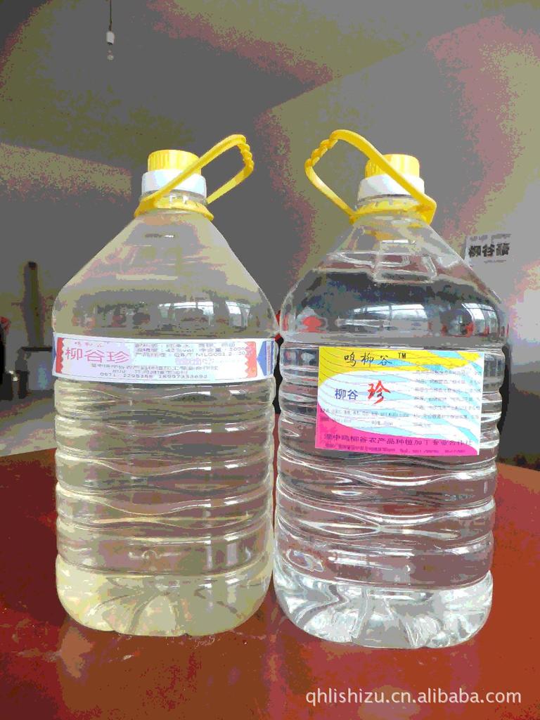 【青海酩馏酒 鸣柳谷牌柳谷珍酩馏酒 酩馏酒中