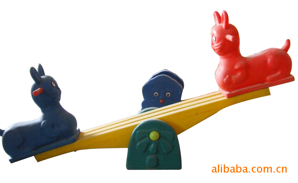 幼儿园玩具跷跷板,进有色塑料口,环保型,耐用不