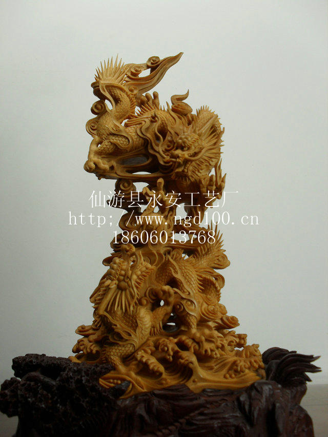 供应木雕龙工艺品 专业做木雕龙 双龙戏珠
