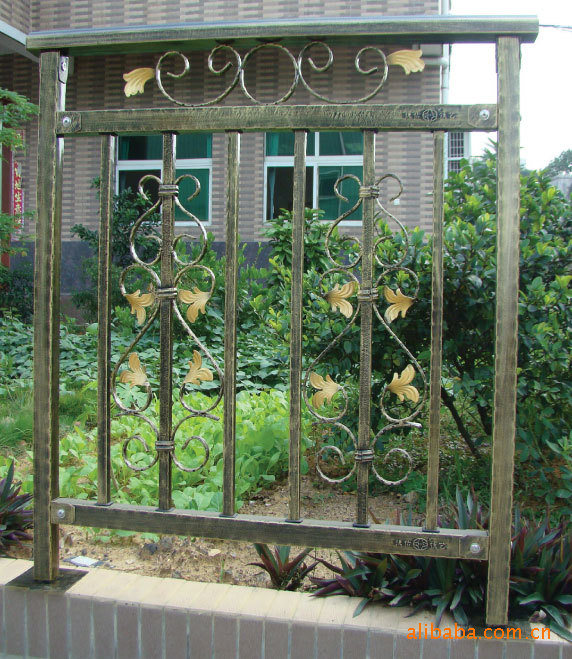 建筑护栏-铁艺烤漆阳台栏杆适用于小区阳台护