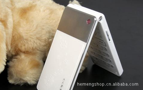 手机的重要卖点,当有来电或者使用oppo u525来听音乐的时候,翻盖上膜