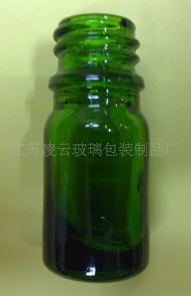 10ml绿色精油瓶,玻璃瓶,化妆品包装,玻璃瓶生产厂家:江苏凌云玻璃包装制品厂,江苏凌云日化包装有限公司