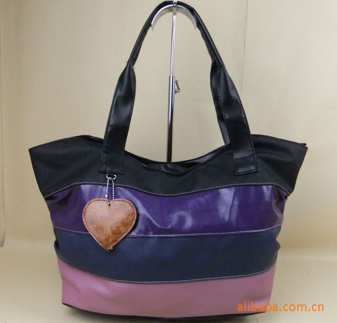 【供应<em>国际知名</em>品牌<em>女包</em> 优质亮皮PU<em>女包</em>压花
