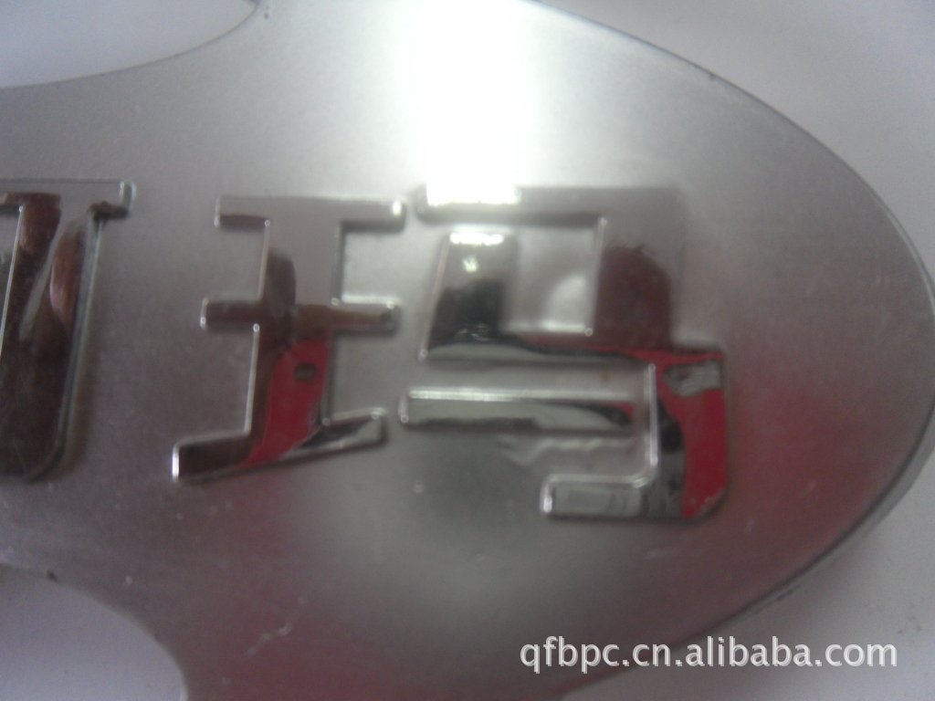 【厂家直销:大量供应摩托车标 电动车标牌 塑料