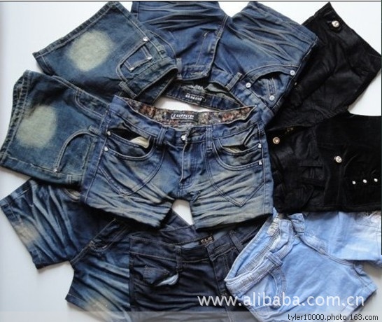 <em>牛仔</em>裤<em>批发库存牛仔短裤</em>.超低价.空前甩卖.致富