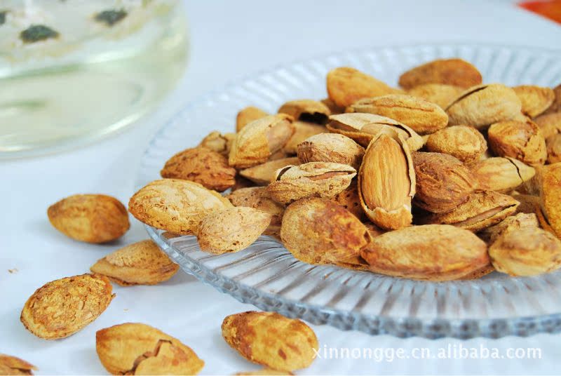 【供应新农哥200g薄壳杏仁 奶香巴旦木 美国大