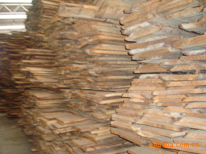 专业提供欧橡定长定厚自然宽家具材 _ 专业提