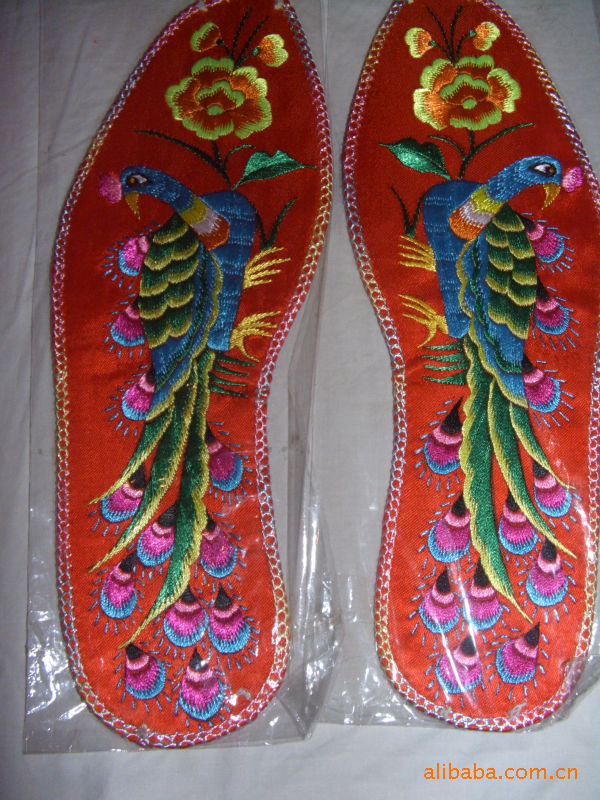 庆阳手工绣花鞋垫 十二生肖图案 情侣鞋垫 龙凤图案 孔雀图案