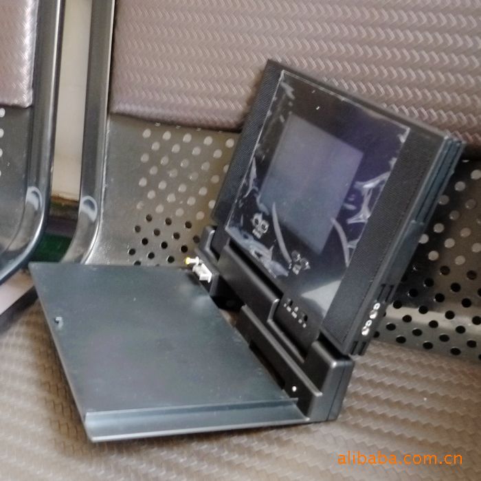 液晶显示器-全新库存低价 5.8寸显示器 小电视