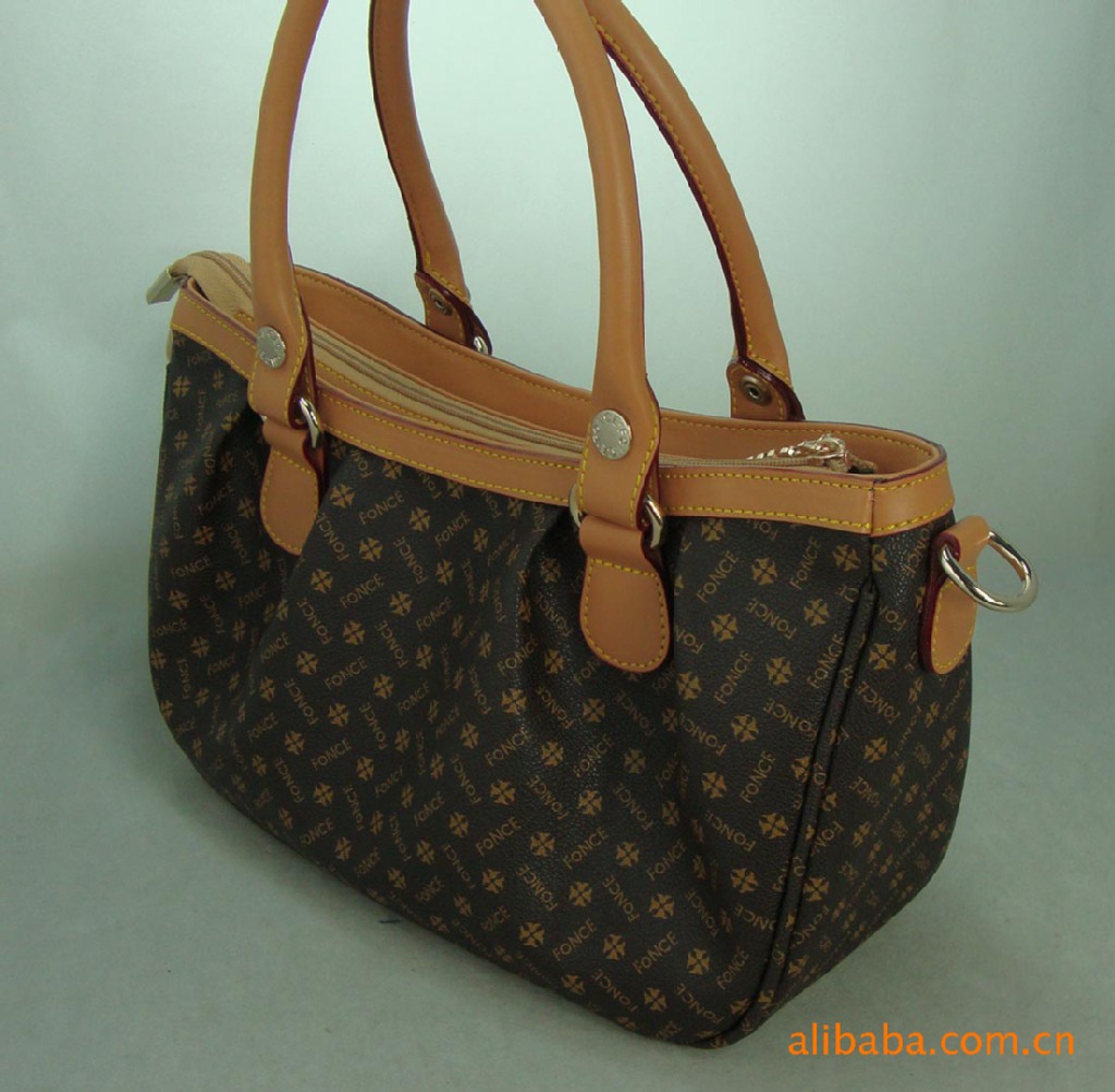 意大利梵西品牌女包时尚包寻求广西省百货商场