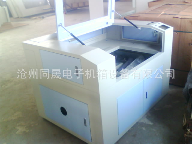 专业提供9060型激光雕刻机钣金加工 小型钣金加工