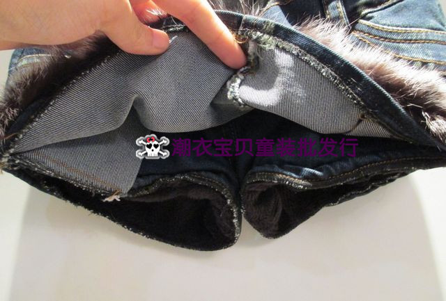 新款童装批发 韩版<em>冬装</em>毛毛边假裙<em>短裤加厚</em>靴