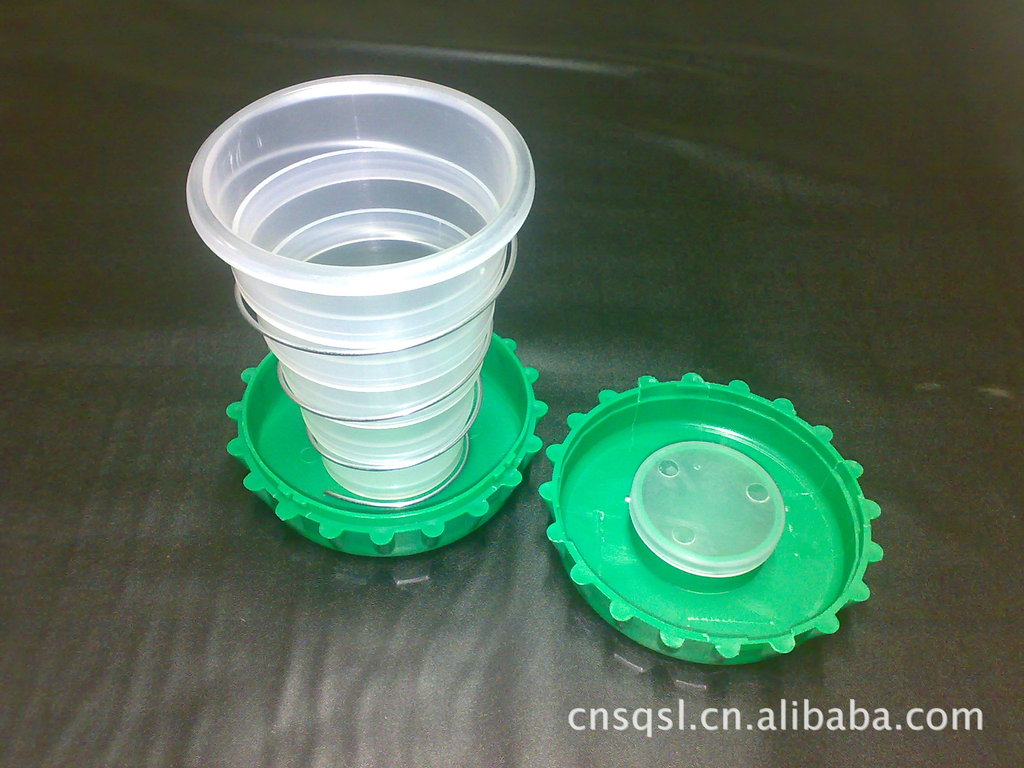 厂家供应办公彩色开心连连塑料水杯 8.00、7.8