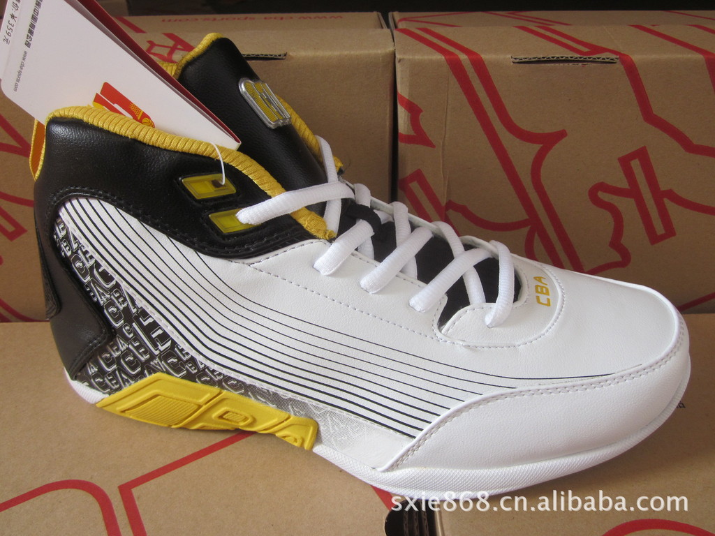 正品CBA2011秋冬款篮球鞋1011316-035 90.0