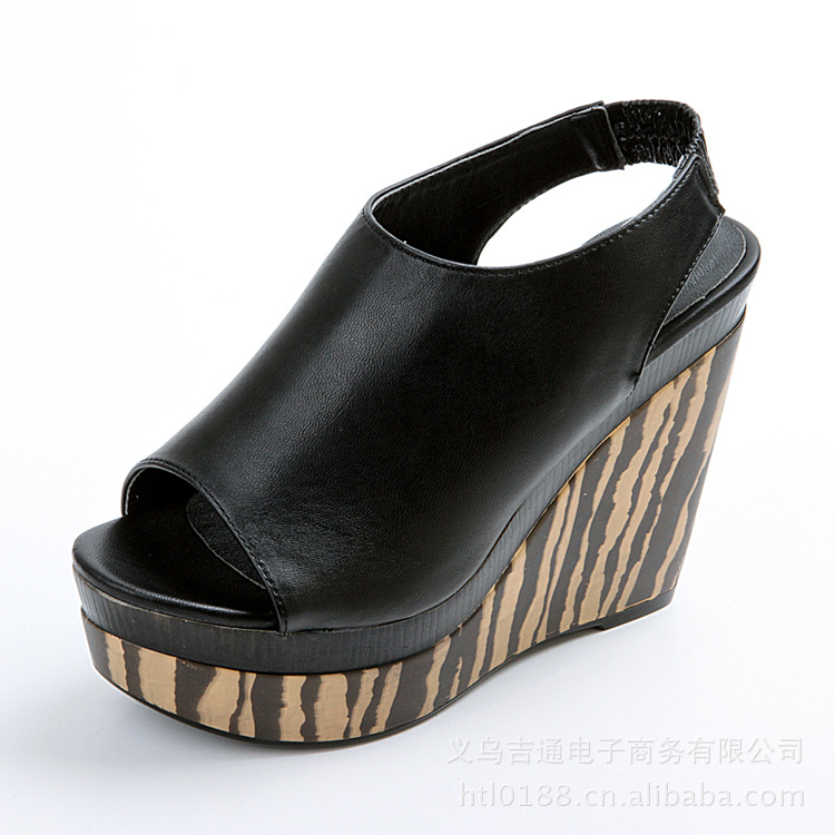 2012新款 阳光姐妹 时尚坡跟鞋 鱼嘴凉鞋 女鞋