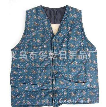 <em>批发</em>采购女式<em>马甲</em>背心-农村<em>地摊</em>跑江湖热销 老