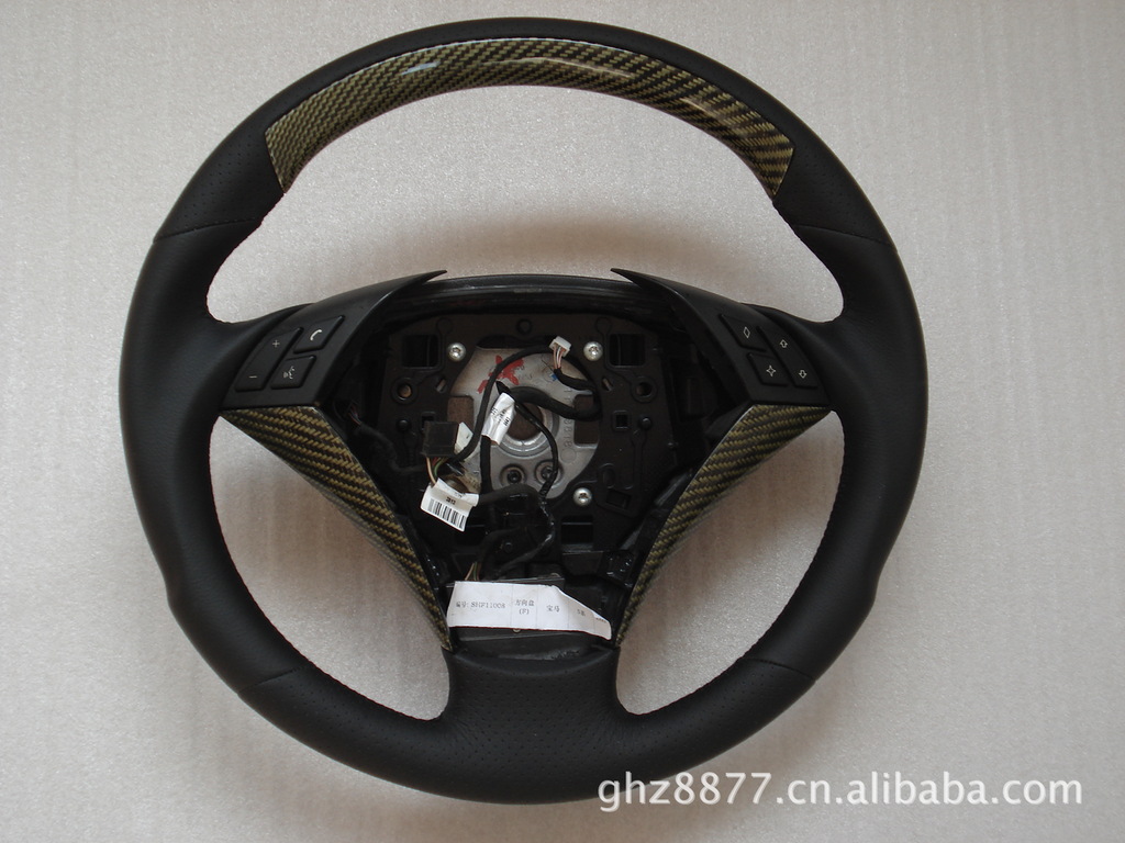 E60宝马5系方向盘改装服务 全真皮真碳纤方向