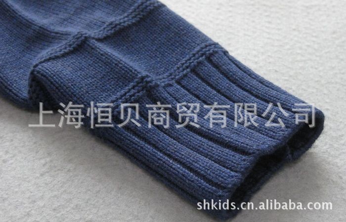 <em>上海厂家直销</em> 外贸男童 蓝色旗帜小熊 儿童<em>毛衣</em>