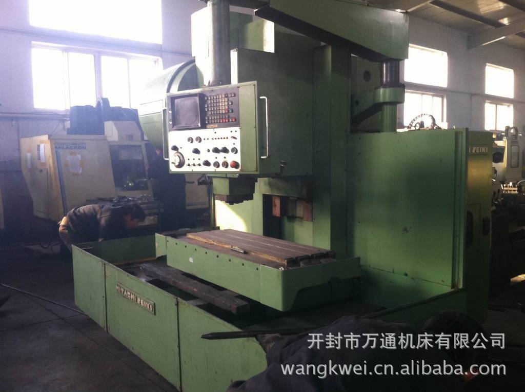 二手日立精机立式加工中心va45 进口加工中心