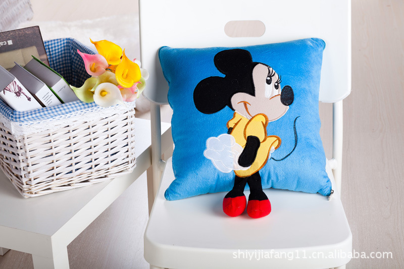 超柔米奇靠垫被 抱枕被 卡通被子 汽车抱枕 大量