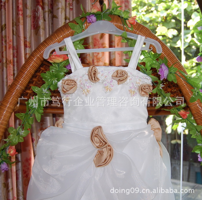 儿童公主裙童装欧版礼服裙 白色花童婚纱裙女童主持服装批发12033
