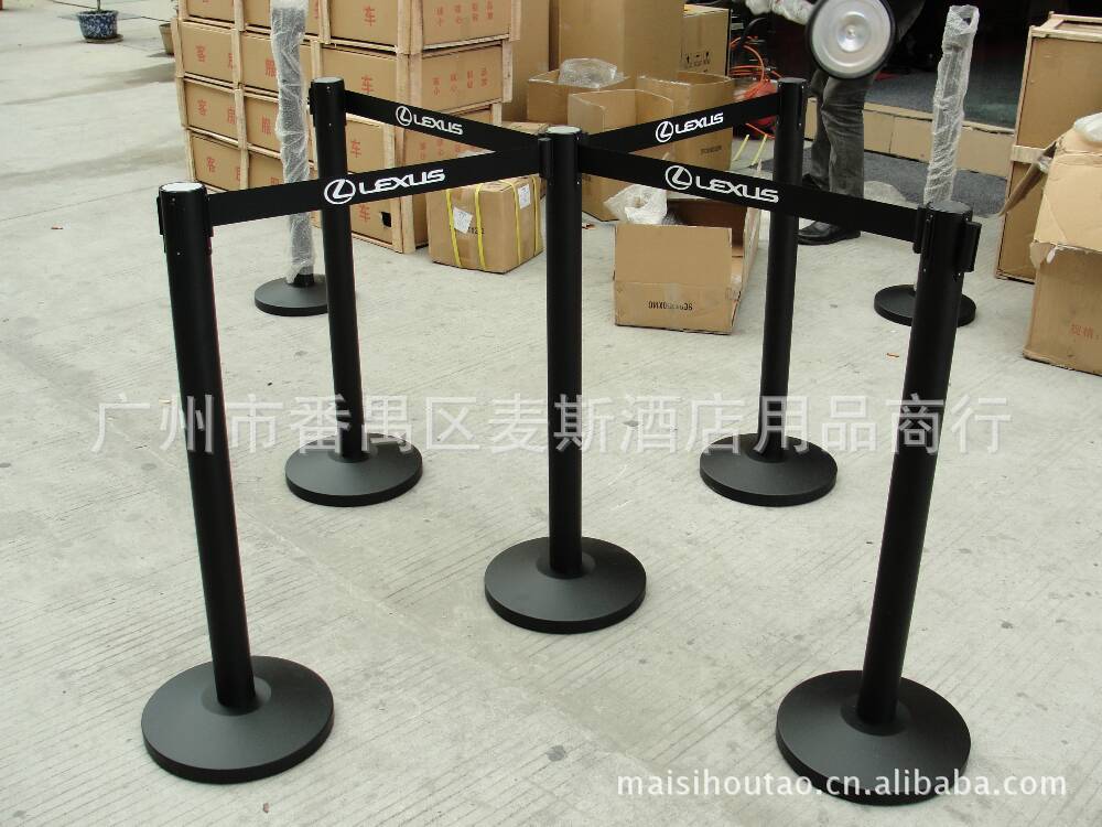 廠家直銷LG-C2黑色噴塑欄桿座 4米5米隔離帶 一米線立柱活動(dòng)圍欄圖片_12