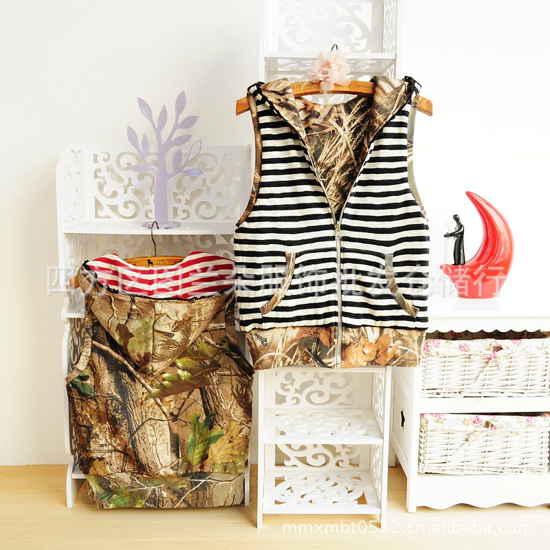 【反正两穿:纯棉条纹<em>配迷彩</em>反正两穿连帽<em>马甲</em>