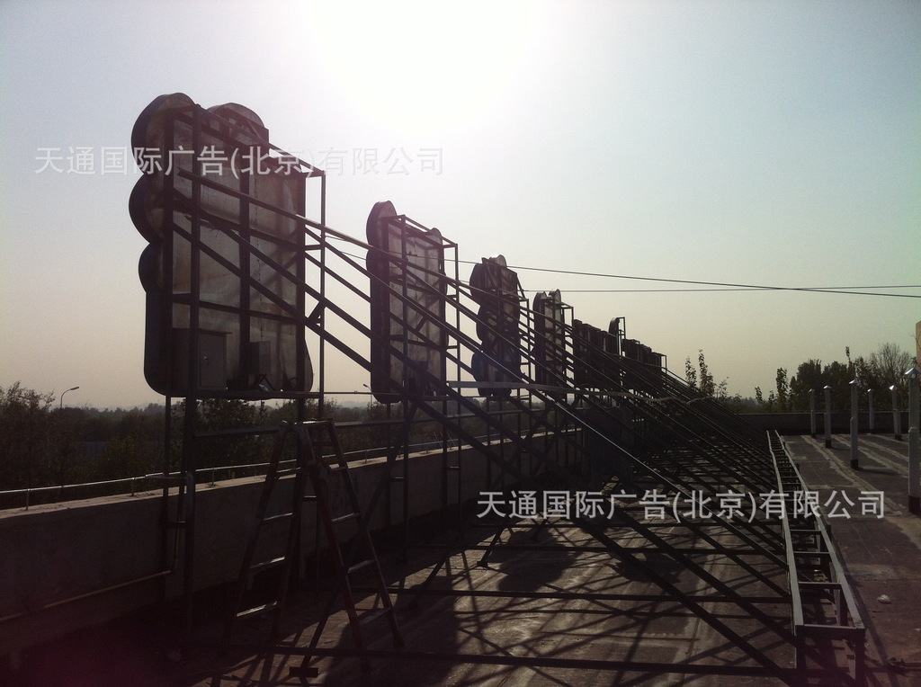 最新案例:如家酒店楼顶发光字图片,最新案例:如