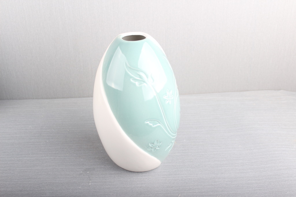 【欧式花瓶厂家批发 家居摆件 约小资格调小花瓶 圆球陶瓷花瓶】价格,厂家,图片,陶瓷工艺品,福建省德化县顺新工艺有限公司-马可波罗网