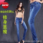 2012�ļ��¿� Ůװ���泱���� Ǧ�ʿ�С�ſ� ���� ��ɫţ�п�