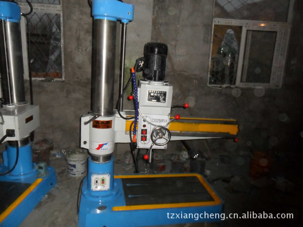 【山东铣床3040摇臂钻万葫芦立钻】摆件,厂价格招财辟邪机床图片