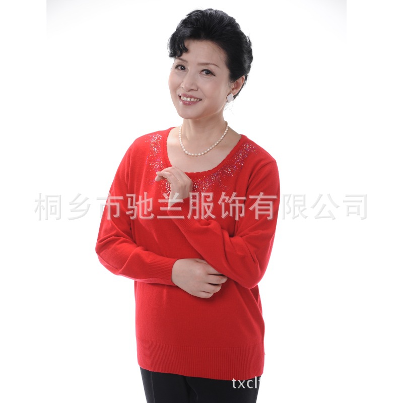 2012女装新款羊毛衫批发中老年妈妈装圆领长袖烫钻套头针织衫毛衣