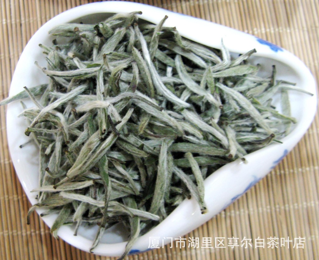 茶农批发福鼎白茶2012年清明前白毫银针白毫银针批发