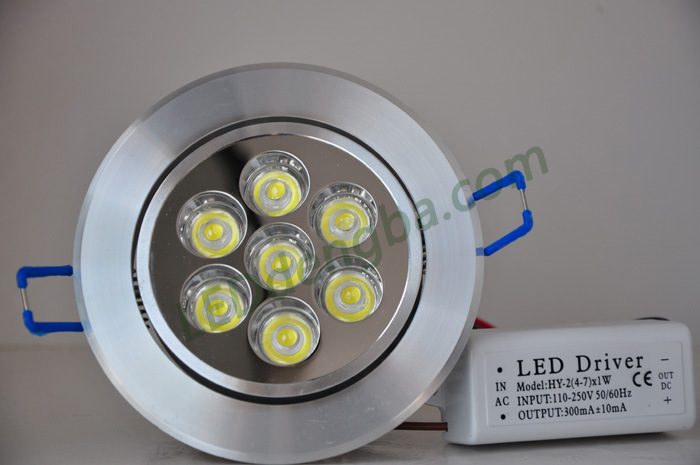 【厂家直销价 供应大量LED天花灯7W 开孔尺寸