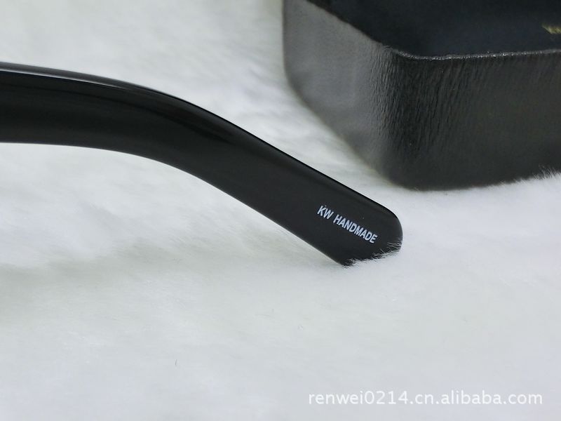 KWUV\/凯伦沃克太阳镜,时尚复古时装墨镜,潮人