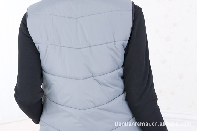 【<em>女士</em>时尚<em>电热马甲</em> 保暖马甲 电热衣服 羽绒马