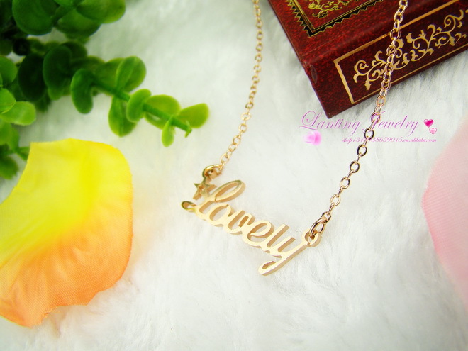 直销 女短款锁骨链玫瑰金 3层镀金 <em>漂亮女孩</em> 英