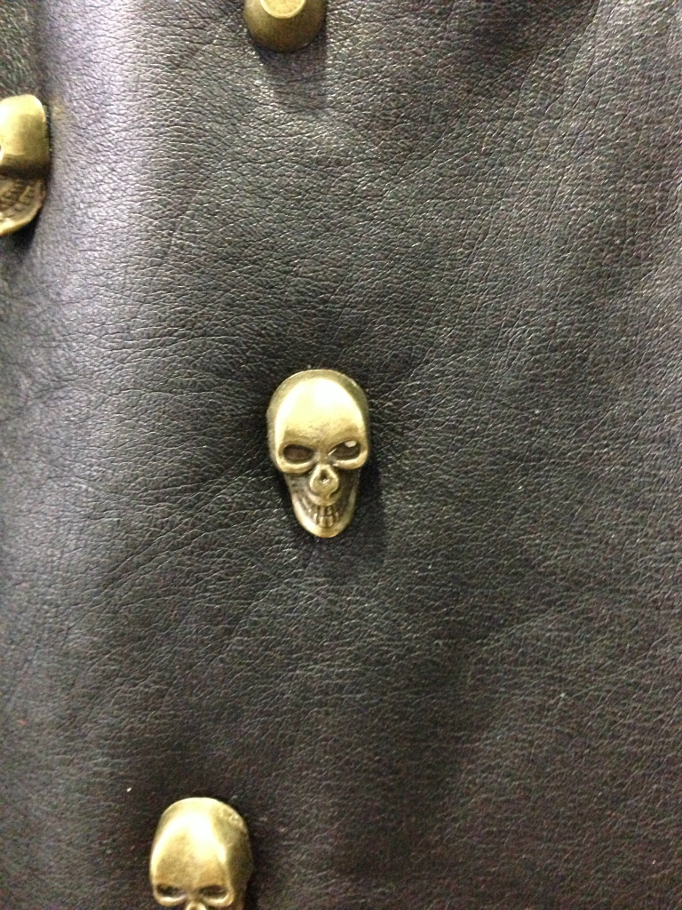 【2013新品 时尚 骷髅头装饰 <em>皮短裤</em> 裤裙】价