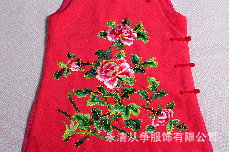 <em>批发</em>采购<em>女式马甲</em>背心-秋冬款民族风女士绣花