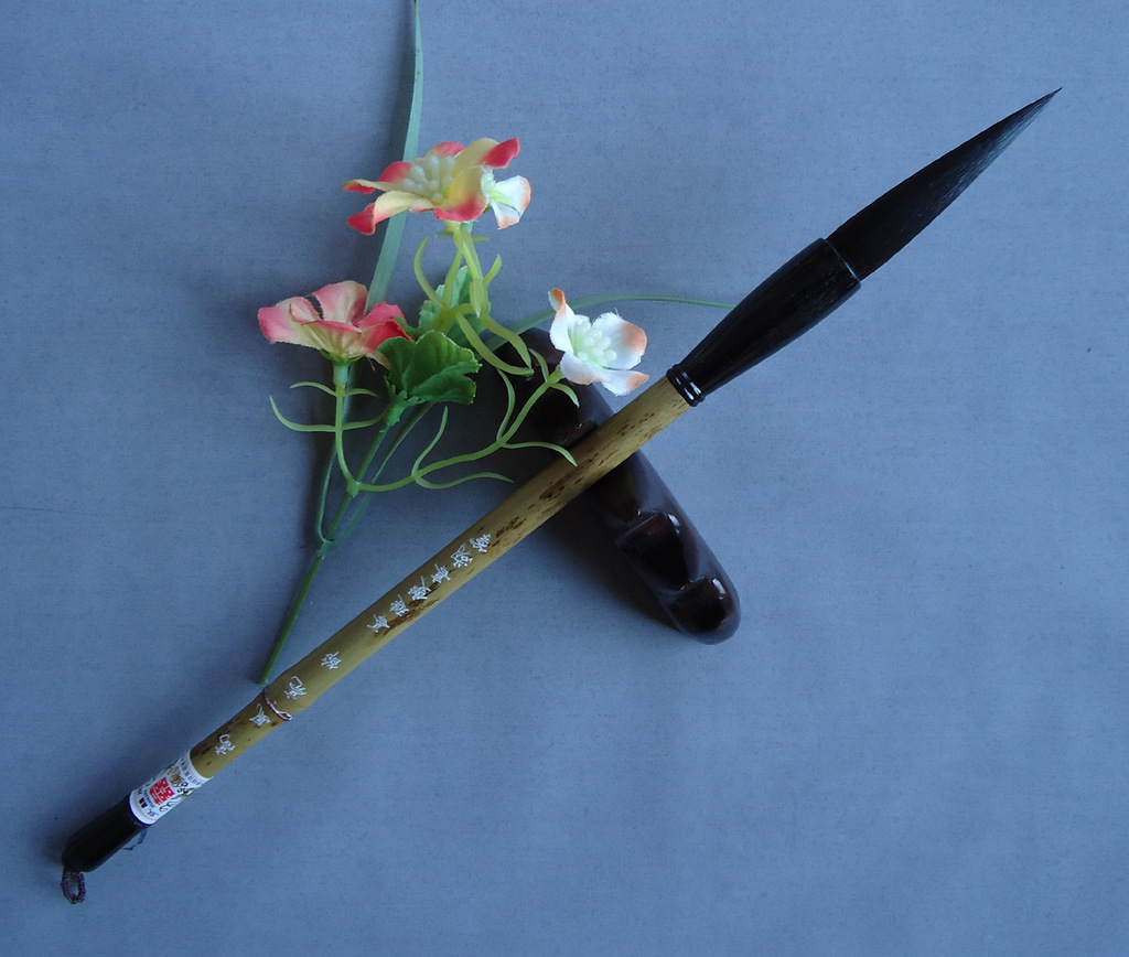 2006年" 湖笔制作技艺"被列这国家级第一批非物质文化遗产,2007-2009