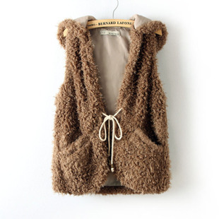 厂家<em>高档中老年</em>女装外套羊羔绒毛<em>棉马甲</em>女厚背