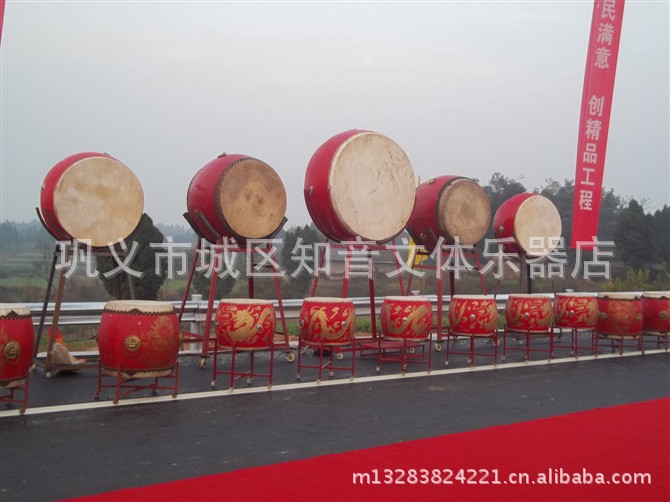 【河南v龙鼓超低价18寸雕刻龙鼓牛皮堂鼓鼓大手环技法图片