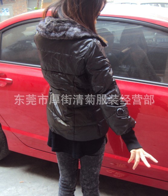 2012新款女式短款<em>棉衣</em> <em>靓妹</em>装外套 毛领外套 爆