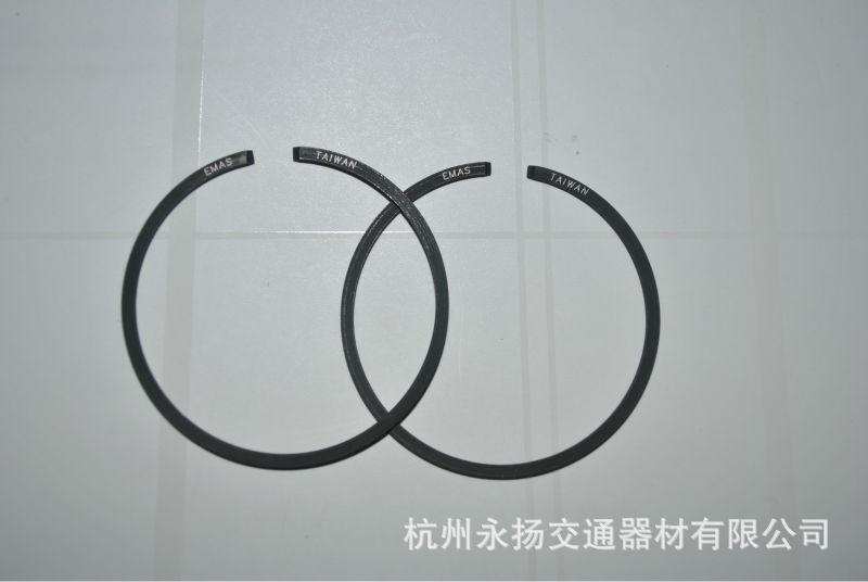 大量供应各种品级的YB50两冲程摩托车活塞环